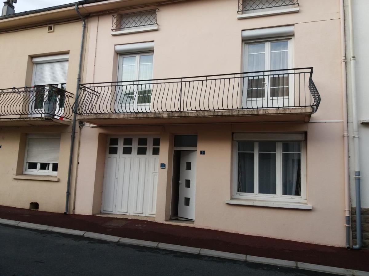 Gite "Les Hortensias" Au Coeur De Lacaune Bagian luar foto