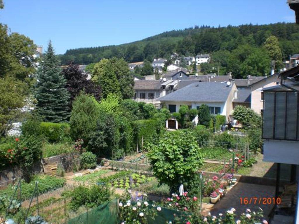 Gite "Les Hortensias" Au Coeur De Lacaune Bagian luar foto
